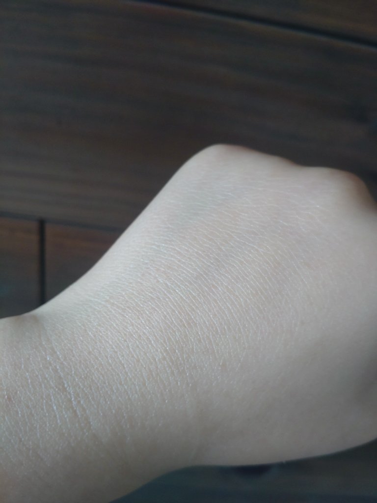 ビオレUV アクアリッチ トーンアップエッセンス/ビオレ/日焼け止めローションを使ったクチコミ（3枚目）