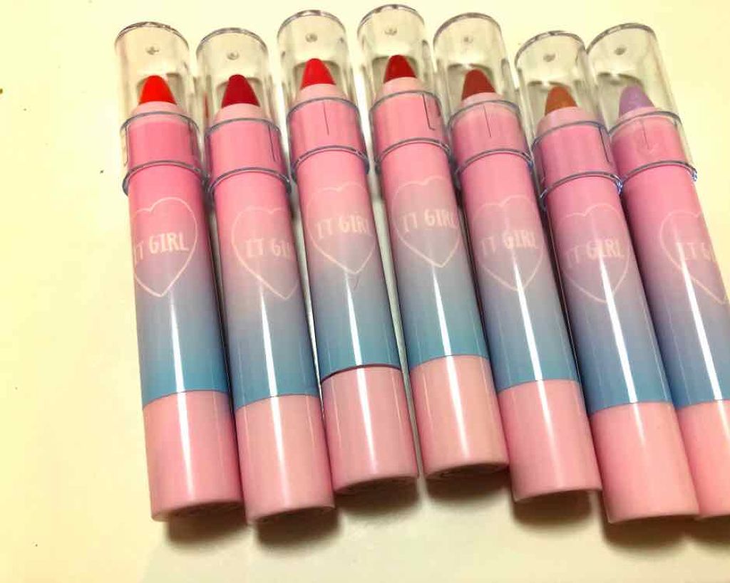 ダイソー×IT GIRL マットクレヨンリップ/DAISO/口紅を使ったクチコミ(2枚目)