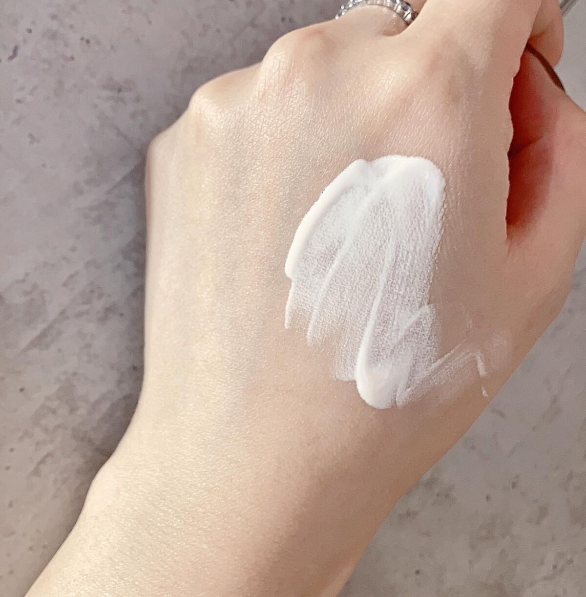 薬用 日中美白美容液/HAKU/美容液を使ったクチコミ(3枚目)