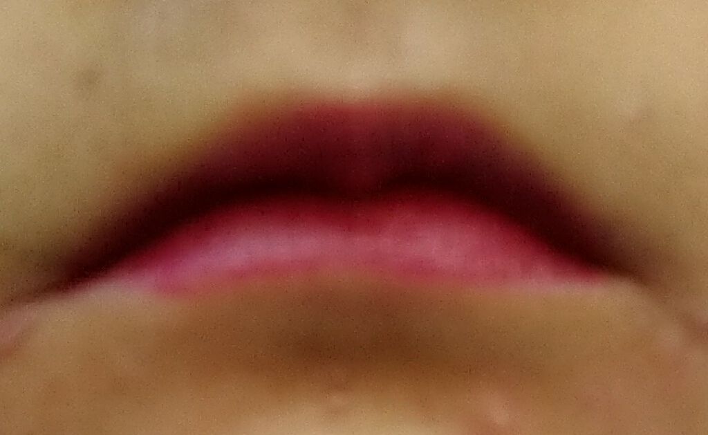 ピキビキ アートポップ エナメル ティント/TONYMOLY/リップティントを使ったクチコミ（2枚目）