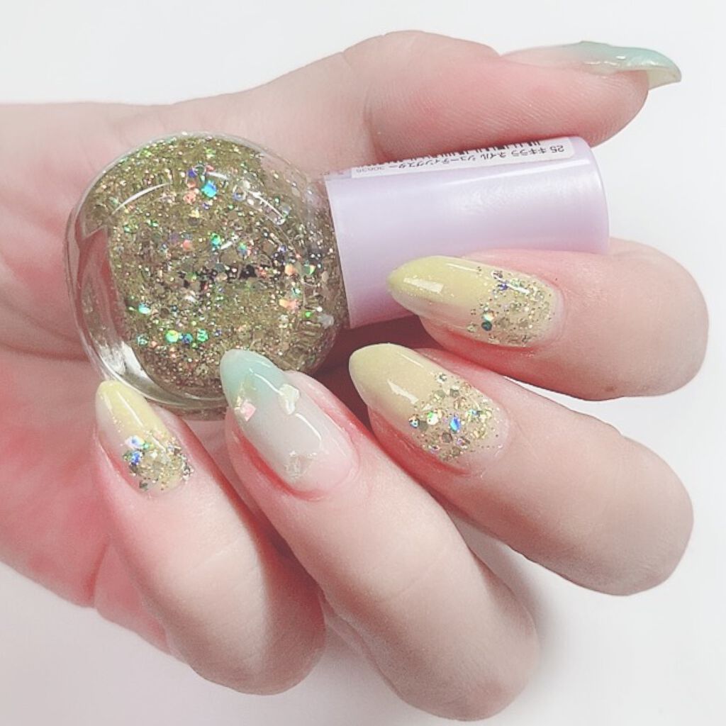 ネイルホリック Juicy color GR717/ネイルホリック/マニキュアを使ったクチコミ（2枚目）