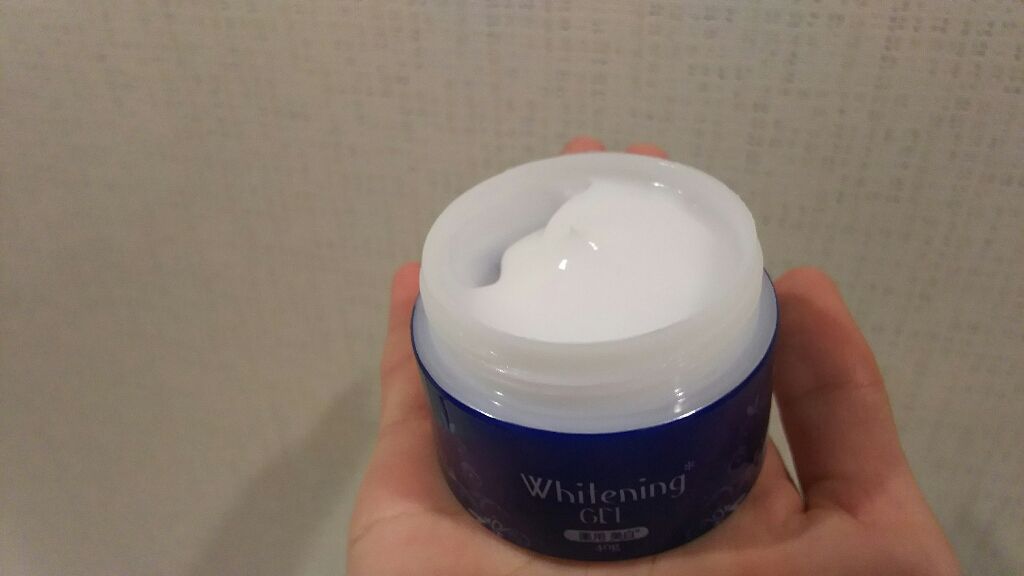 薬用美白 オールインワンジェル/DAISO/オールインワン化粧品を使ったクチコミ(2枚目)