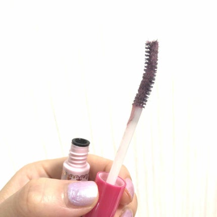 キャンメイク クイックラッシュカーラーL&Vのクチコミ「キャンメイク
クイックラッシュ カーラーL&V 01
クリアストロベリーミルク
繊維入りの.....」(3枚目)