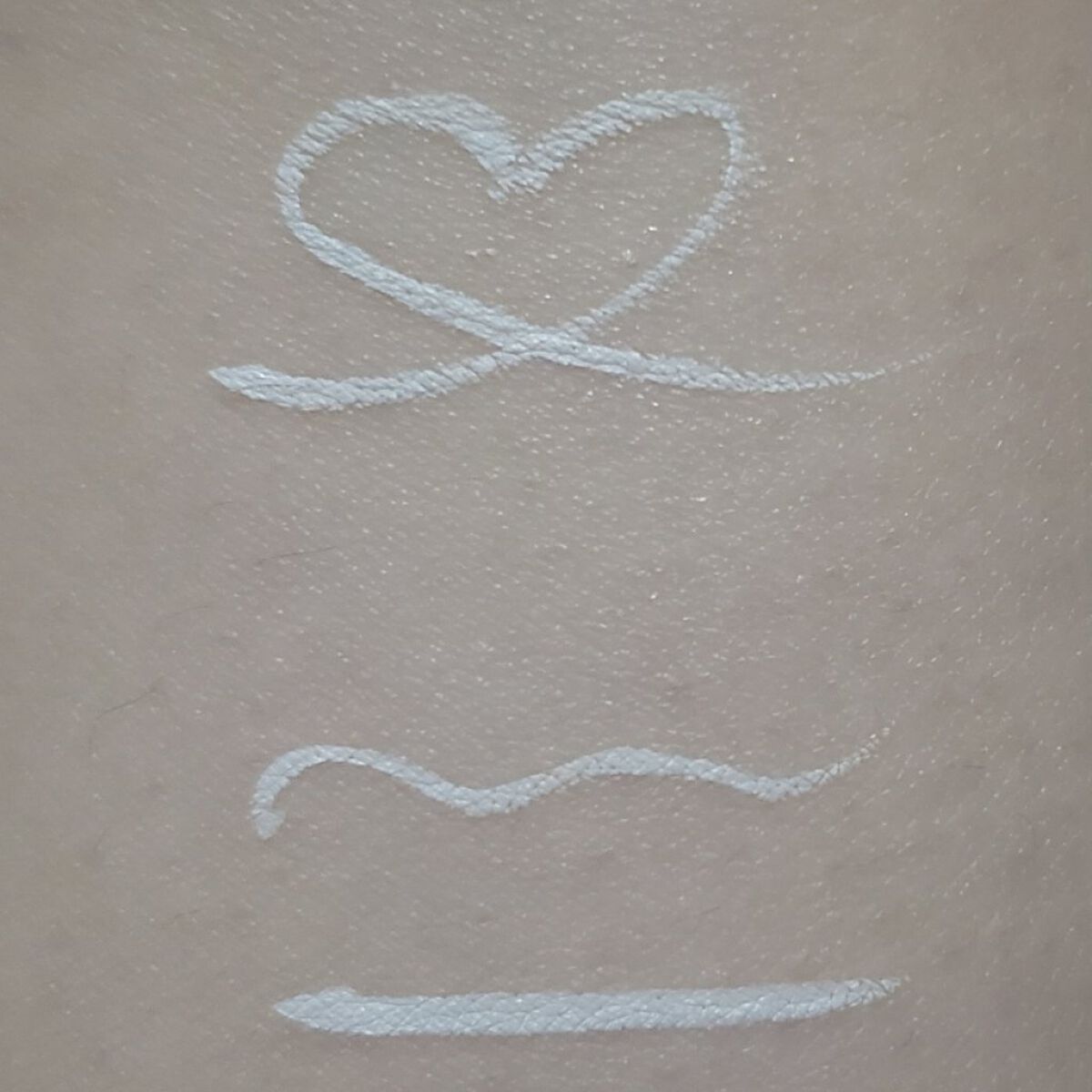  リキッドアイライナー /aZTK/リキッドアイライナーを使ったクチコミ（2枚目）