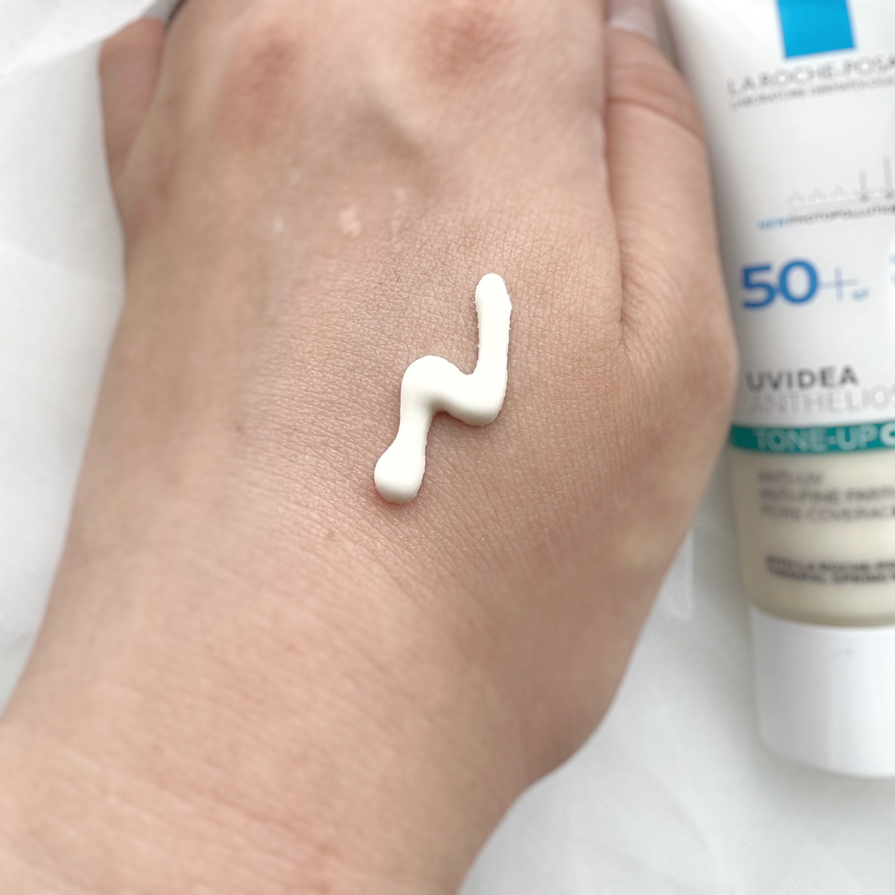 UVイデア XL プロテクショントーンアップ ローズ/ラ ロッシュ ポゼ/日焼け止めクリームを使ったクチコミ（3枚目）