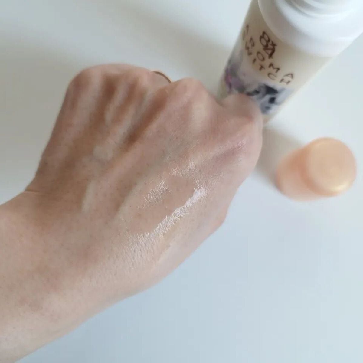 8x4 アロマスイッチ ロールオン マンハッタンリネンの香り/8x4/デオドラント・制汗剤を使ったクチコミ(4枚目)