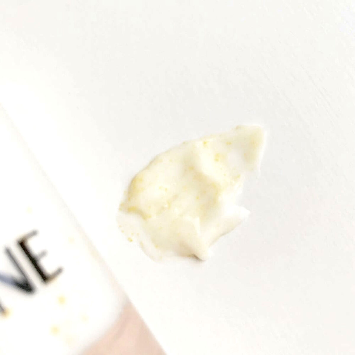 パンテーン エフォートレス クイック リペアー カプセル ヴィタミルク(洗い流さないトリートメント）/パンテーン/ヘアミルクを使ったクチコミ（2枚目）