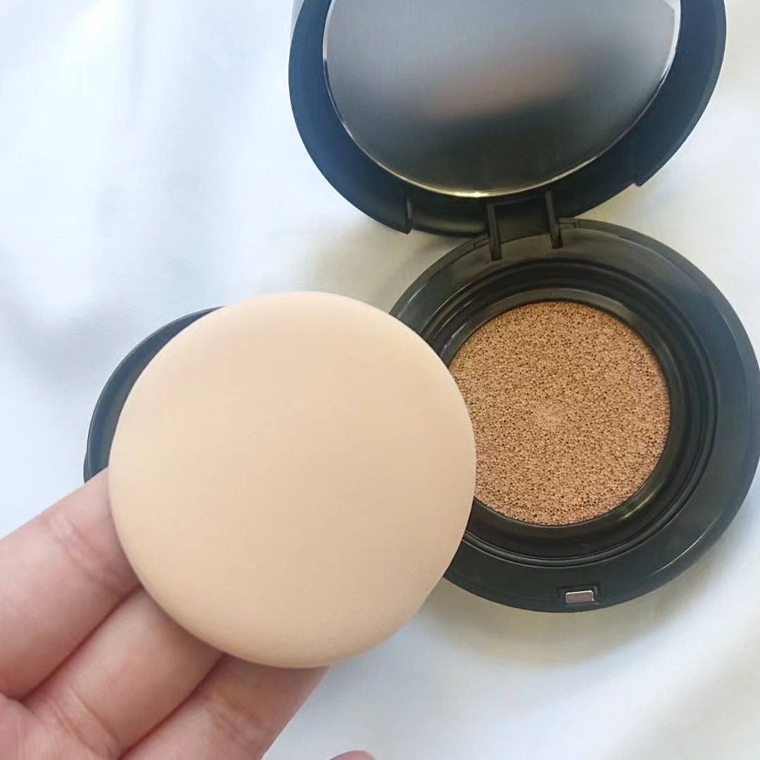 ジャビンドゥソウル ウインクファンデーションパクト/Javin De Seoul/クッションファンデーションを使ったクチコミ(3枚目)