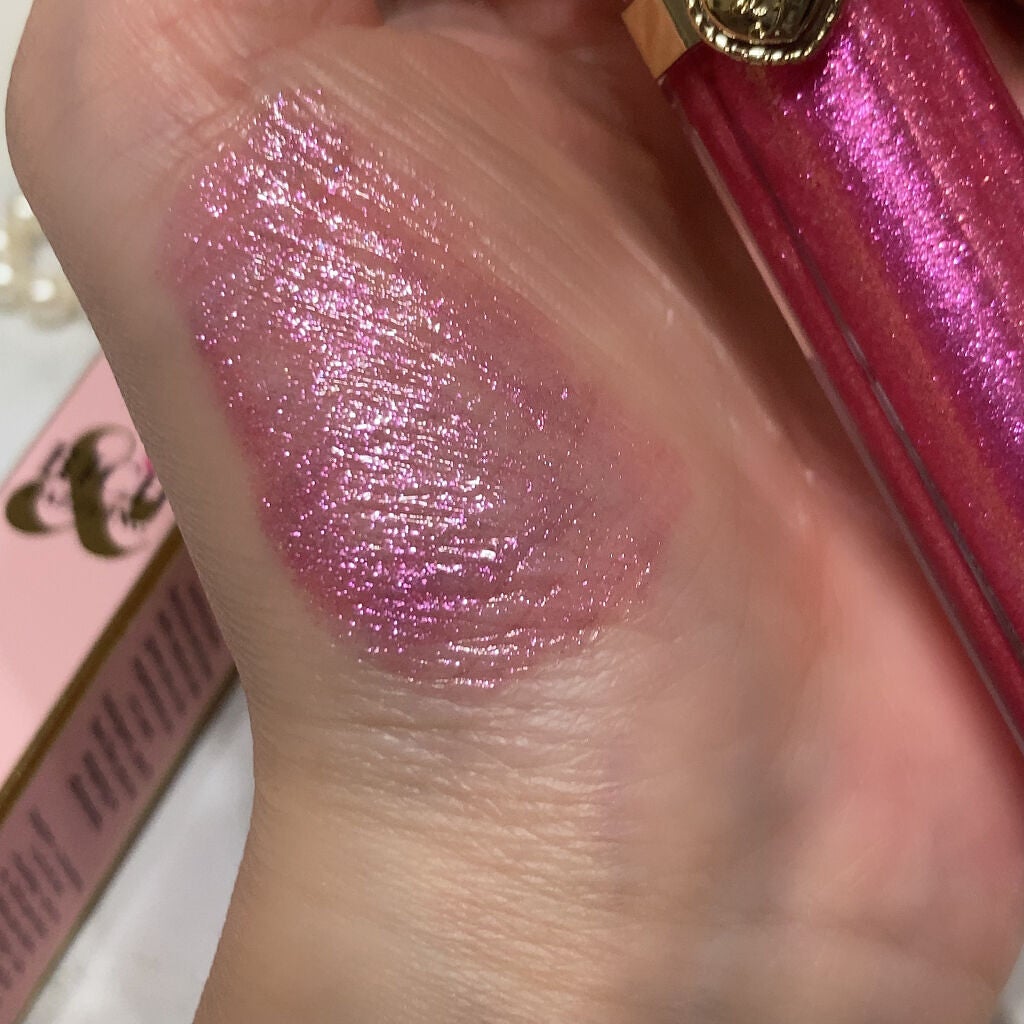 リッチ&ダズリン ハイシャイン スパークリング リップグロス/Too Faced/リップグロスを使ったクチコミ(3枚目)