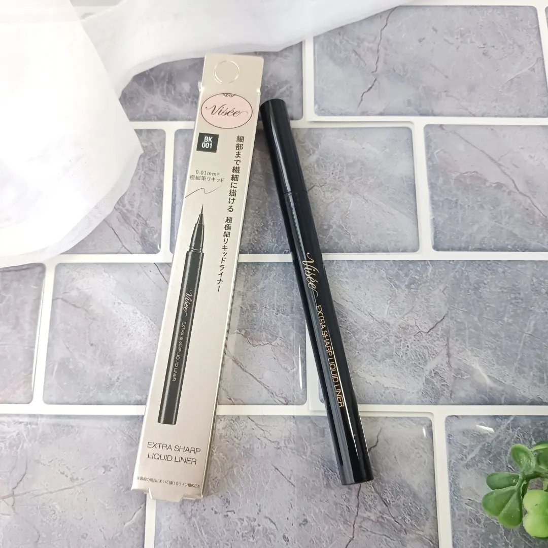 エクストラシャープ リキッドライナー/Visée/リキッドアイライナーを使ったクチコミ（1枚目）