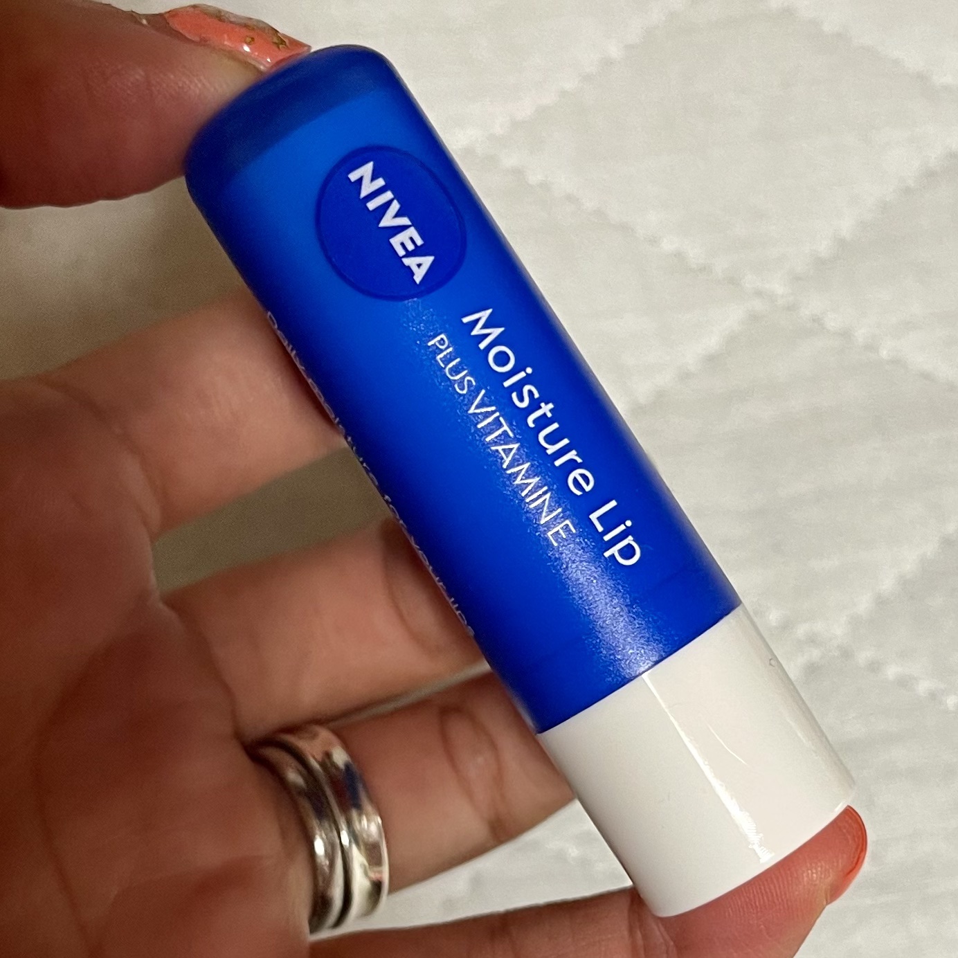 モイスチャーリップ ビタミンE/ニベア/リップクリームを使ったクチコミ（1枚目）