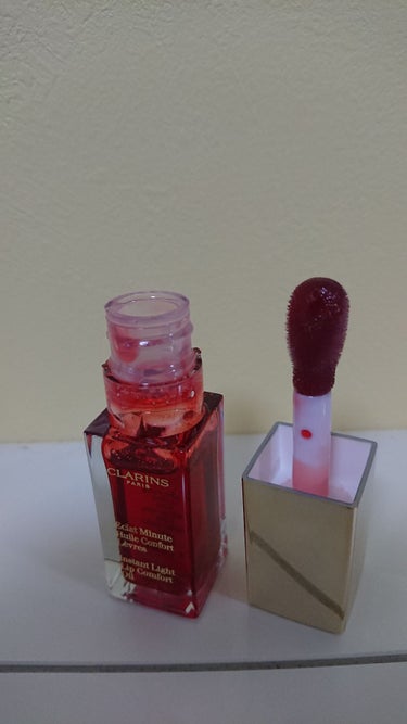 コンフォート リップオイル /CLARINS/リップグロスを使ったクチコミ（2枚目）