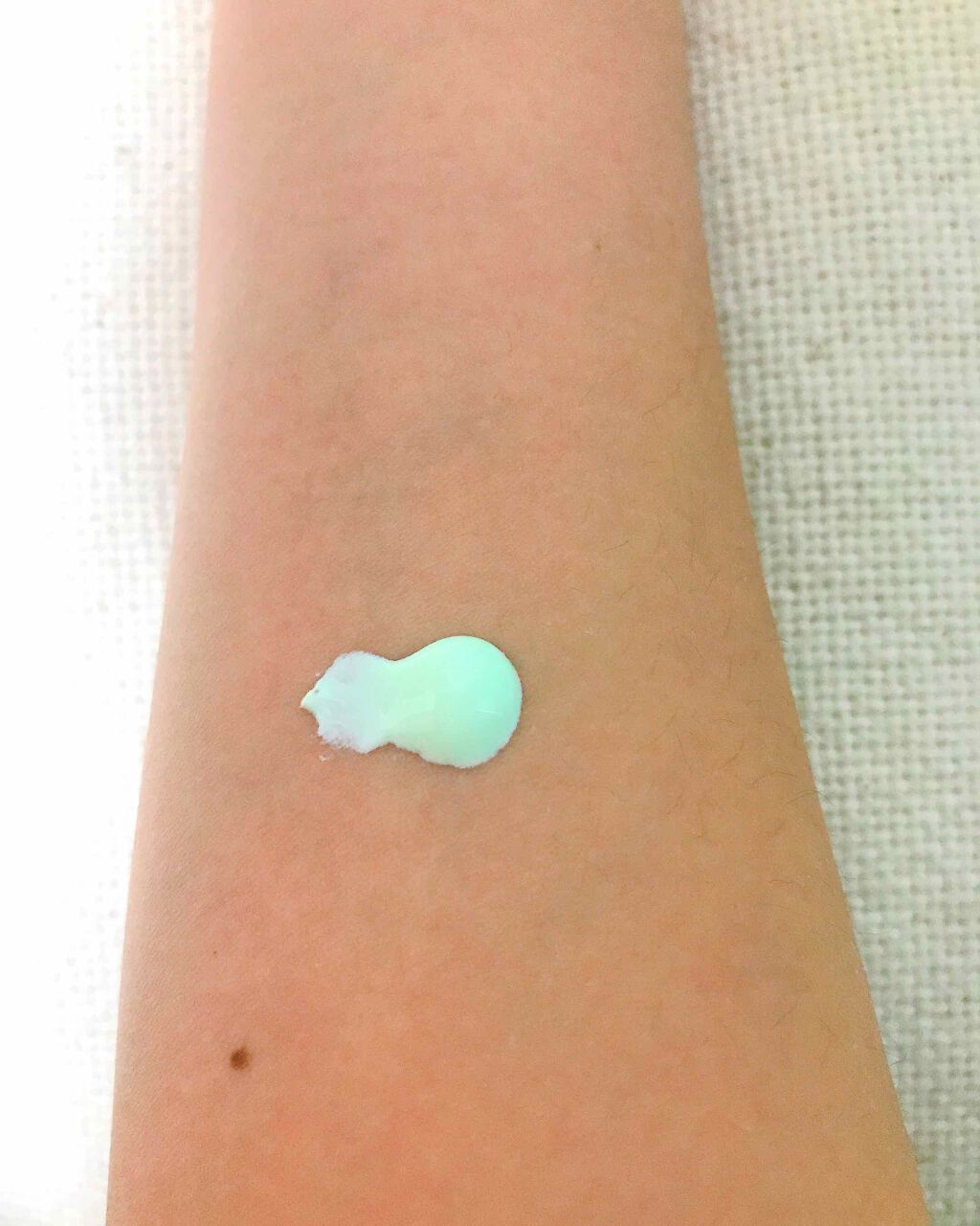 スキンアクア トーンアップUVエッセンス/スキンアクア/日焼け止めクリームを使ったクチコミ（3枚目）