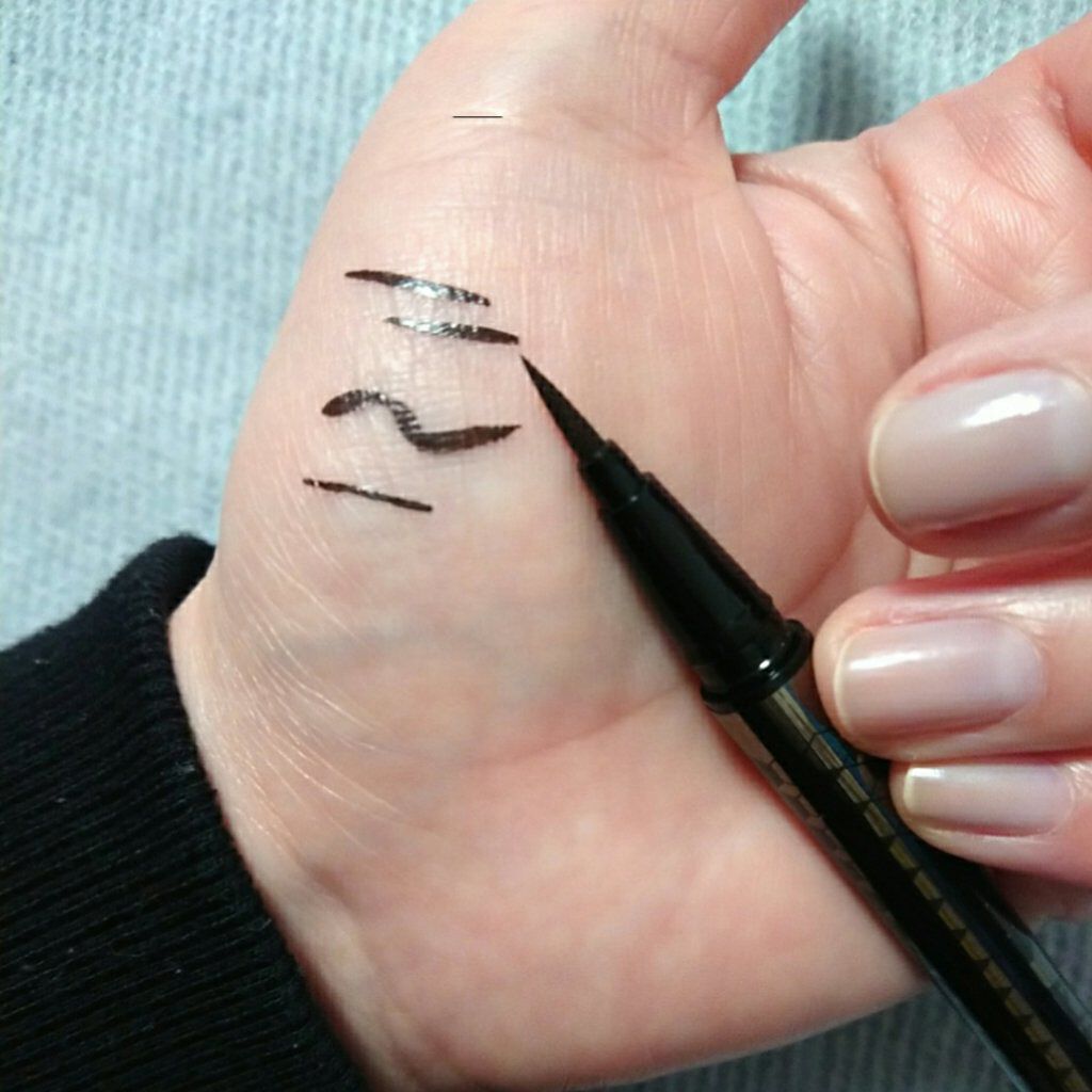 ニブ リクイドアイライナー BK1/ATSUSHI NAKASHIMA Cosme/リキッドアイライナーを使ったクチコミ(2枚目)