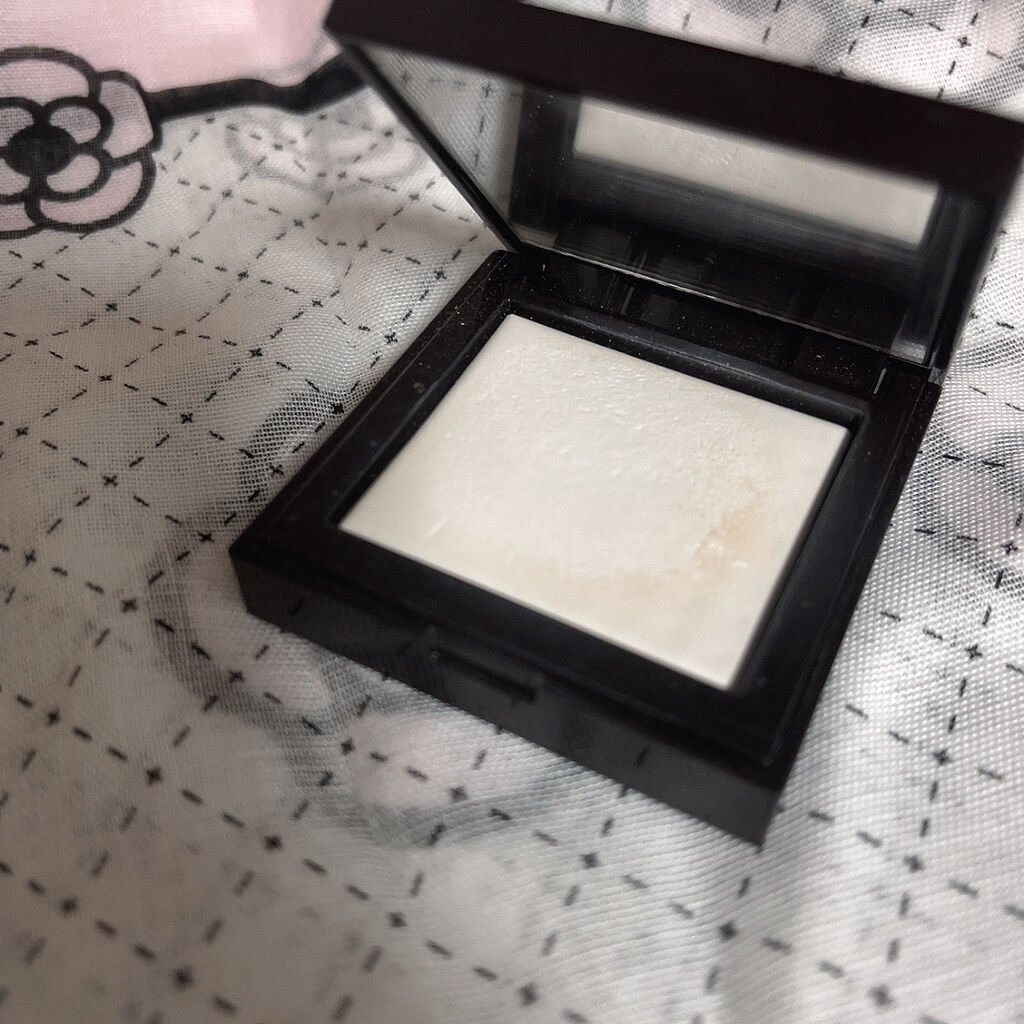 フェイスイルミネーター/ローラ メルシエ/パウダーハイライトを使ったクチコミ（3枚目）