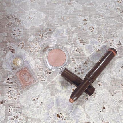 グリームオンフィットシャドウ/excel/スティックアイシャドウを使ったクチコミ(3枚目)