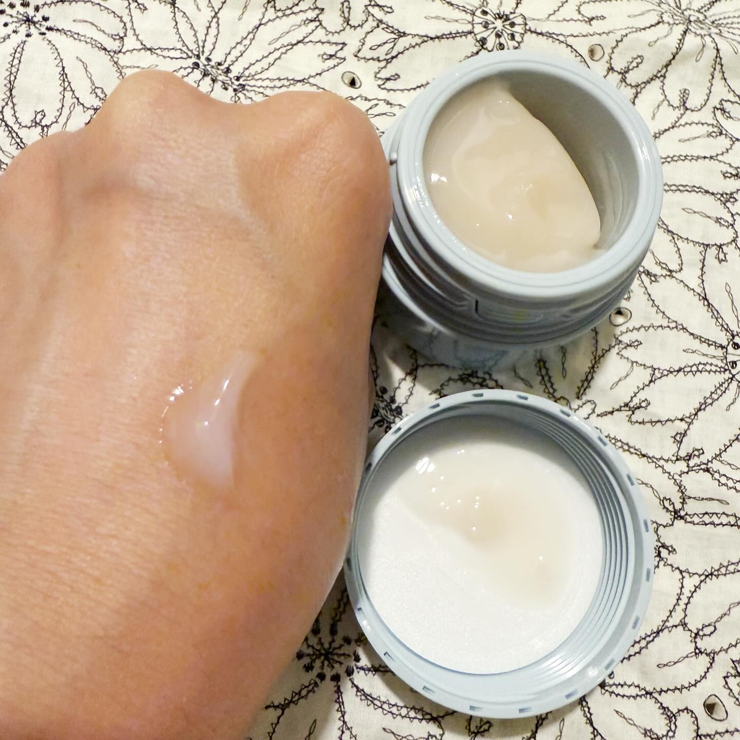 ディセンシア つつむ フェイスクリーム 本体30g/DECENCIA/フェイスクリームを使ったクチコミ（2枚目）