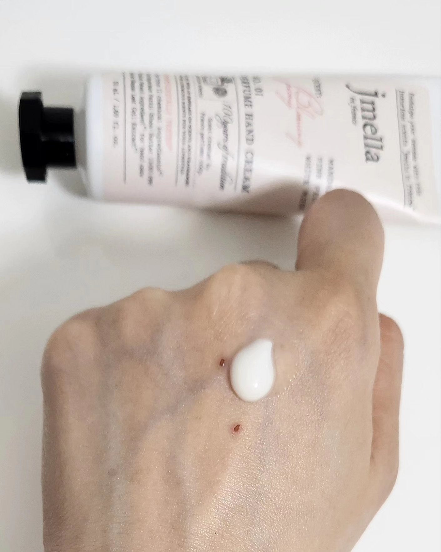 フェイバリットパフュームハンドクリーム/jmella/ハンドクリームを使ったクチコミ(8枚目)