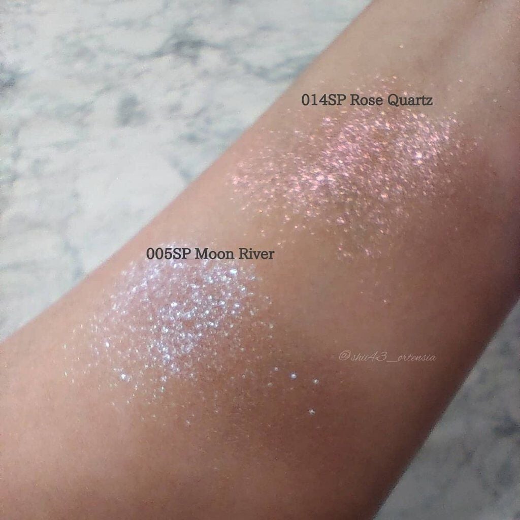 アディクション ザ アイシャドウ スパークル/ADDICTION/単色アイシャドウを使ったクチコミ(5枚目)