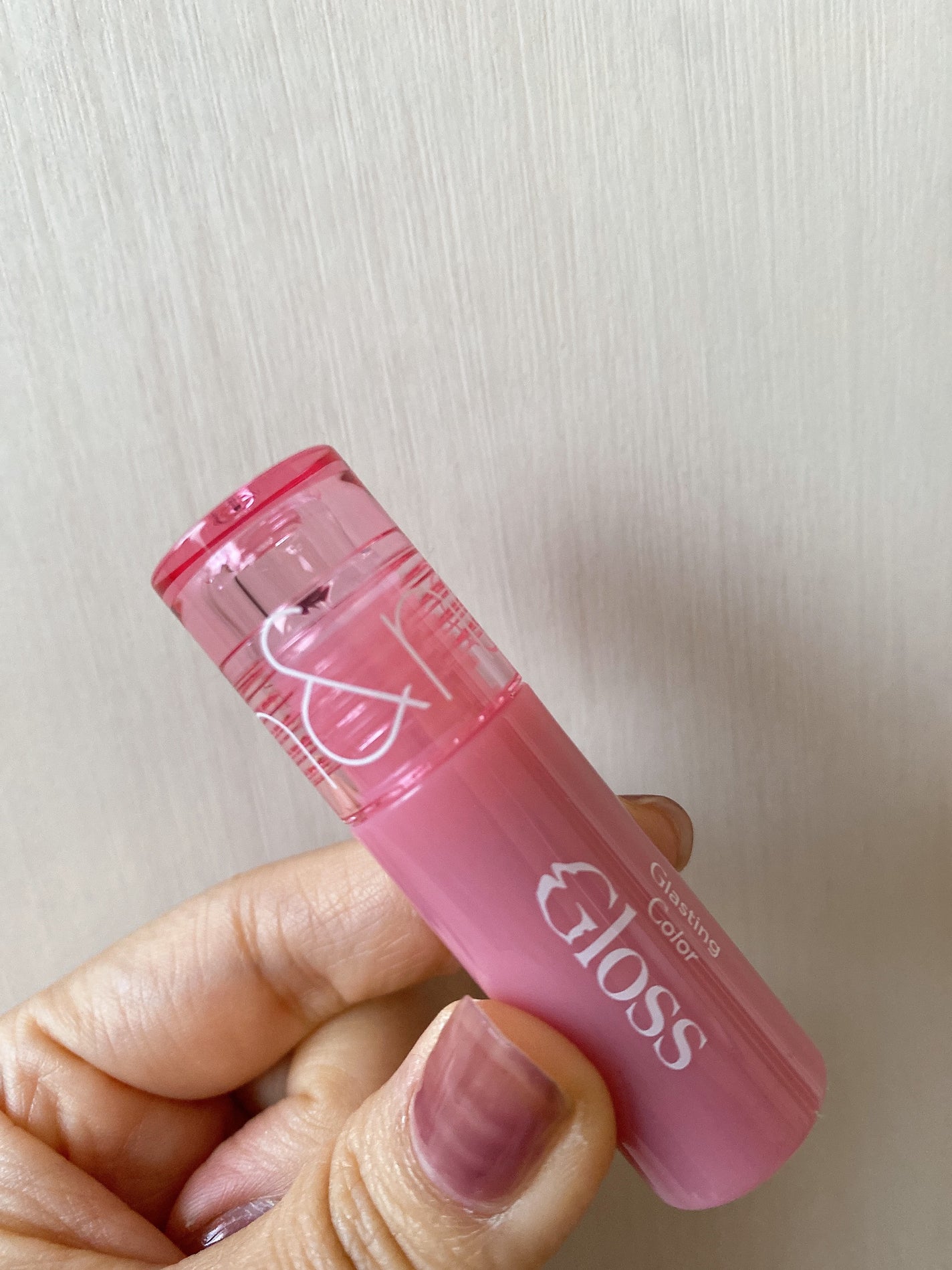 グラスティングカラーグロス リミテッドスパークリングエディション/rom&nd/リップグロスを使ったクチコミ(3枚目)