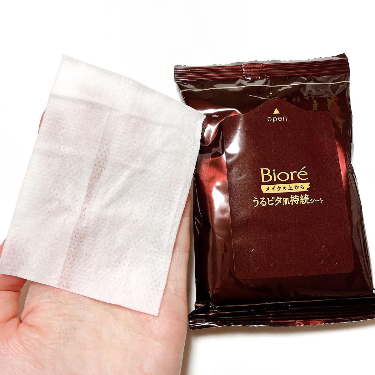 ビオレメイクの上からうるピタ肌持続シート/ビオレ/フェイスシートを使ったクチコミ(3枚目)