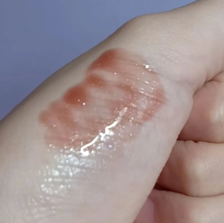 プランピングミコリップ/aZTK/リップグロスを使ったクチコミ（2枚目）