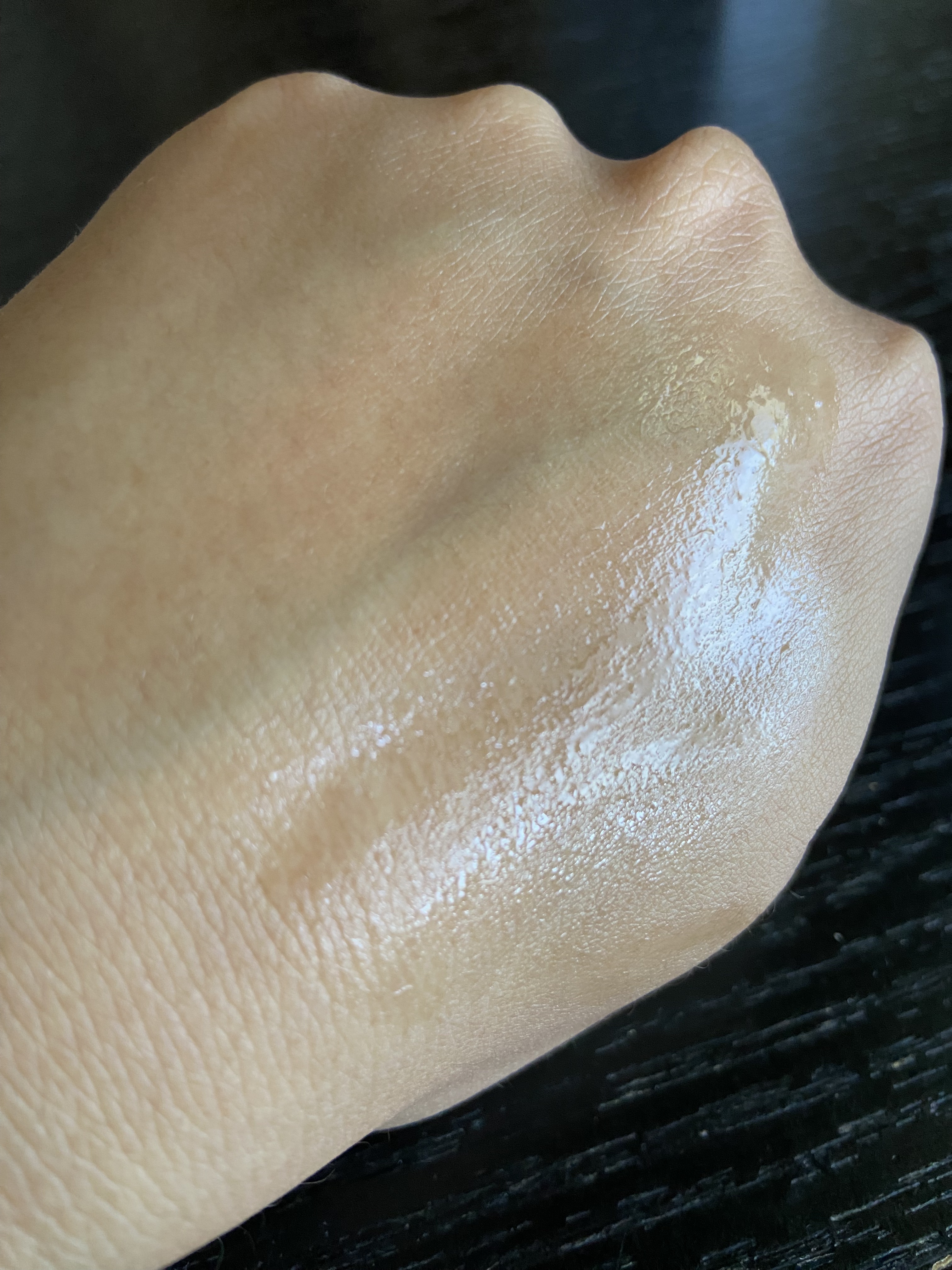 トーンブライトニング カプセルアンプル/SKIN1004/美容液を使ったクチコミ（3枚目）