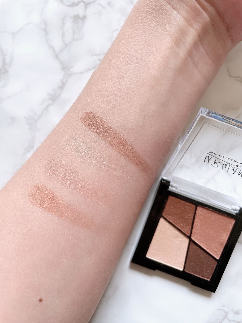 UR GLAM　VELVET EYE COLOR PALETTE/U R GLAM/アイシャドウパレットを使ったクチコミ（1枚目）