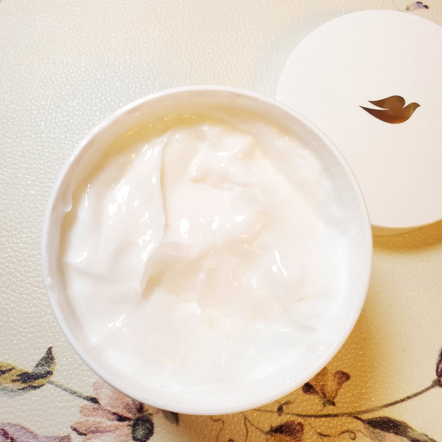 ダヴ クリームボディウォッシュ コンフォートモイスチャー/ダヴ/ボディソープを使ったクチコミ(2枚目)