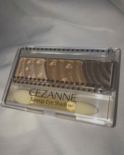 トーンアップアイシャドウ/CEZANNE/アイシャドウパレットを使ったクチコミ(1枚目)