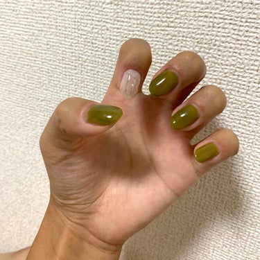 NAILTOWN ニュアンスクロムパウダーのクチコミ「セリアジェルでセルフネイル💅

セルフネイル必需品！セリアジェル！
今持ってる色物は全てセリア.....」（2枚目）