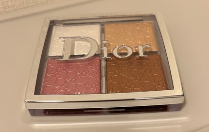 ディオール バックステージ フェイス グロウ パレット/Dior/ハイライトを使ったクチコミ(1枚目)