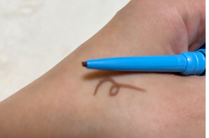 「密着アイライナー」極細クリームペンシル/デジャヴュ/ペンシルアイライナーを使ったクチコミ(2枚目)