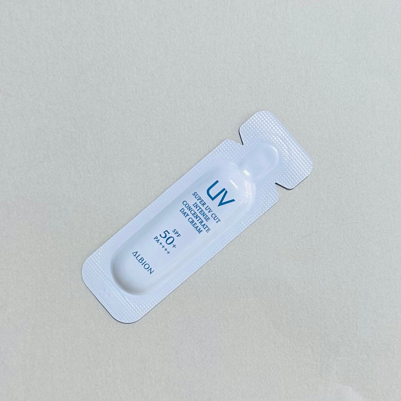 スーパー UV カット インテンスコンセントレート デイクリーム/ALBION/日焼け止めクリームを使ったクチコミ(2枚目)