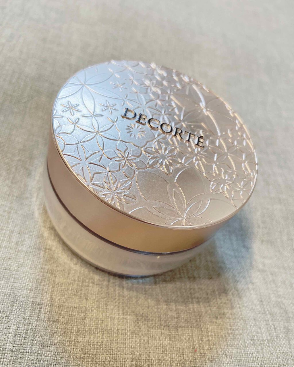 フェイスパウダー/DECORTÉ/ルースパウダーを使ったクチコミ(1枚目)