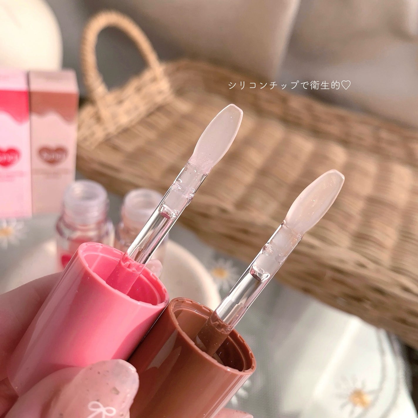 グラッシーコーティンググロス/&nd by rom&nd/リップグロスを使ったクチコミ(7枚目)