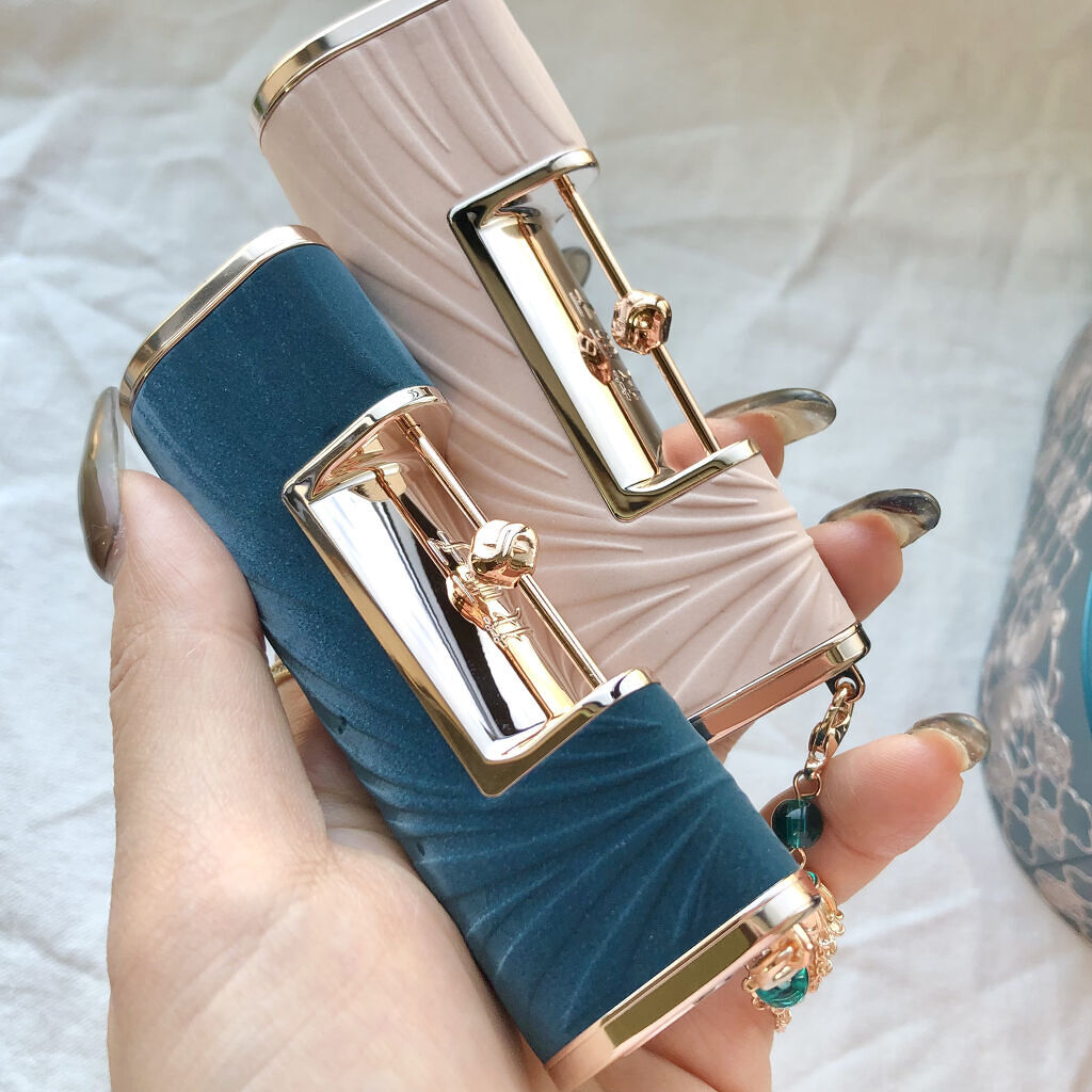 百花同心錠 彫刻リップ/花西子/口紅を使ったクチコミ（3枚目）