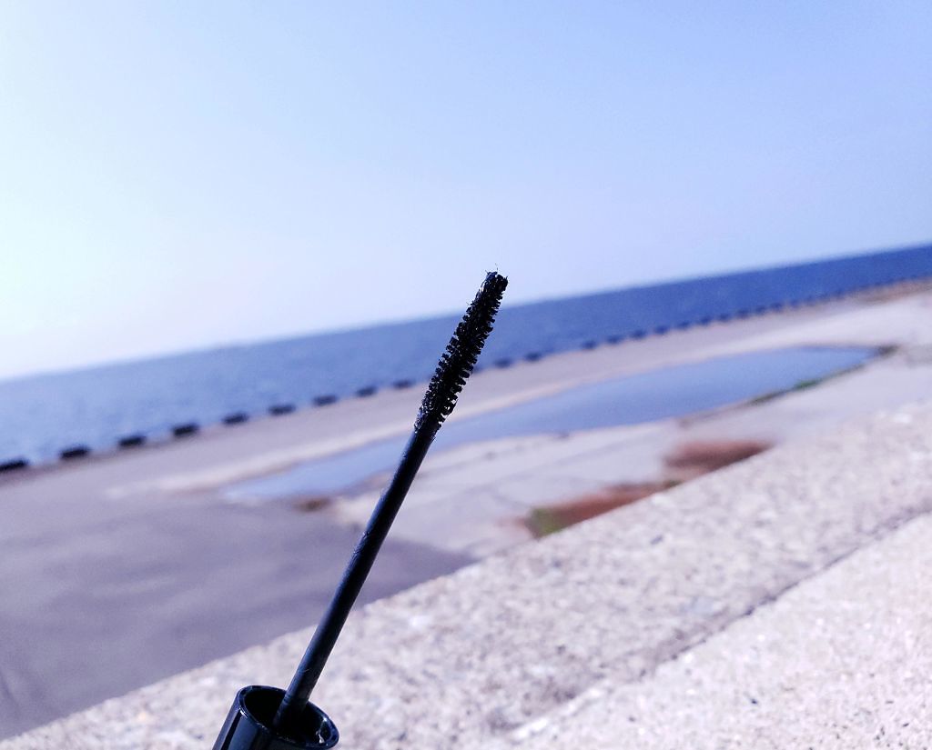 アテニア クレーンマスカラのクチコミ「「視覚効果で目ヂカラUP!大人のためのアイメイク」
“エイジレス・メイク”

「クレーン.....」（3枚目）