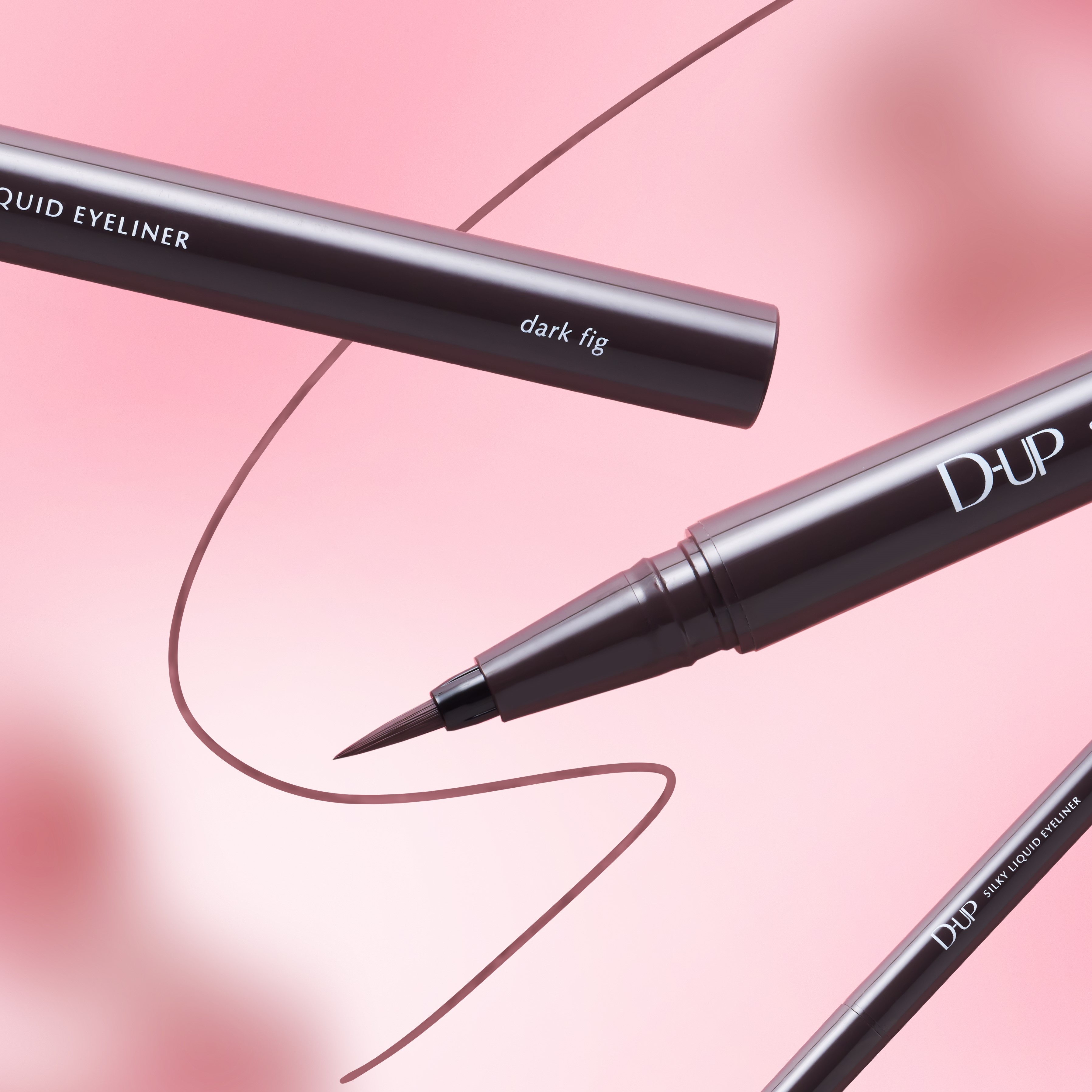 シルキーリキッドアイライナーWP/D-UP/リキッドアイライナーを使ったクチコミ（1枚目）