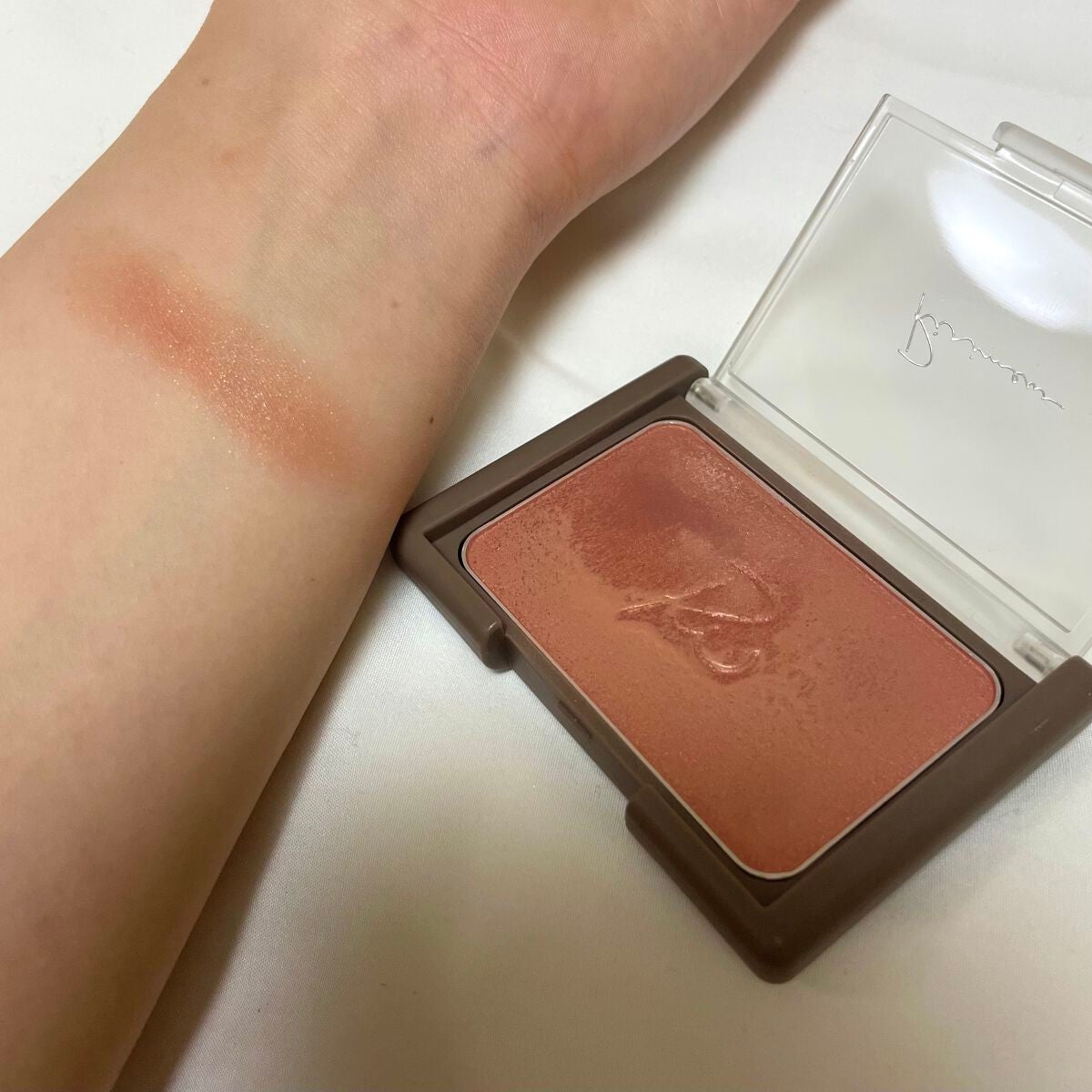 ヴェールグロウチーク/Ririmew/パウダーチークを使ったクチコミ(3枚目)