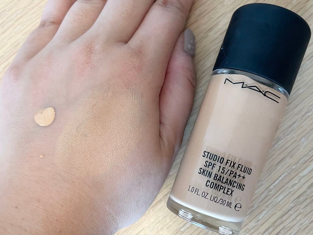 スタジオフィックス フルイッド SPF 15/M・A・C/リキッドファンデーションを使ったクチコミ(2枚目)