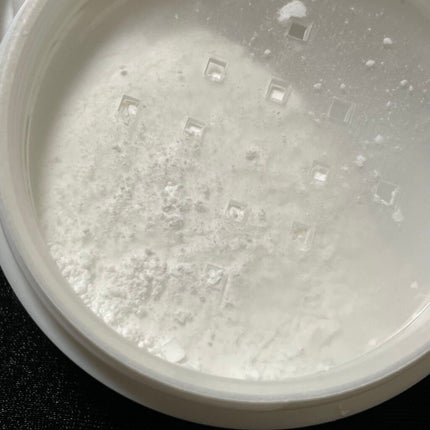 アニューム セバム コントロール パウダー/saat insight/ルースパウダーを使ったクチコミ(4枚目)