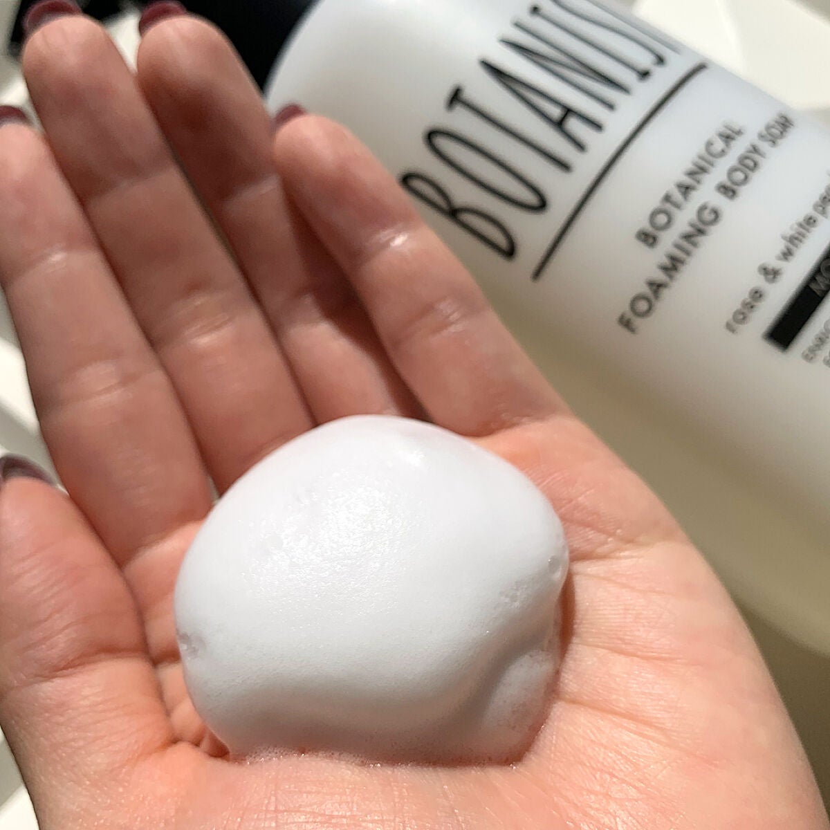 ボタニカルフォーミング ボディーソープ(モイスト)/BOTANIST/ボディソープを使ったクチコミ(2枚目)