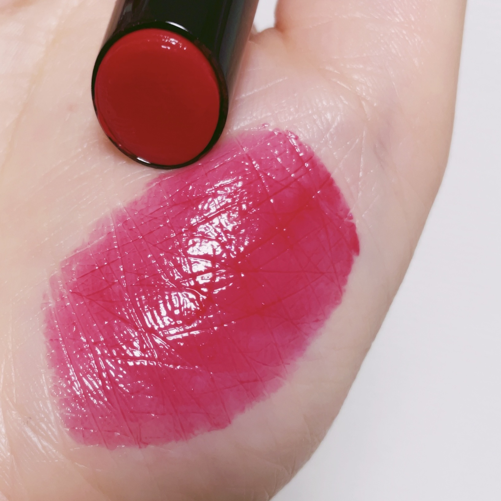ルージュスターヴァイブラント V05 Vivid Passion/KANEBO/口紅を使ったクチコミ（3枚目）