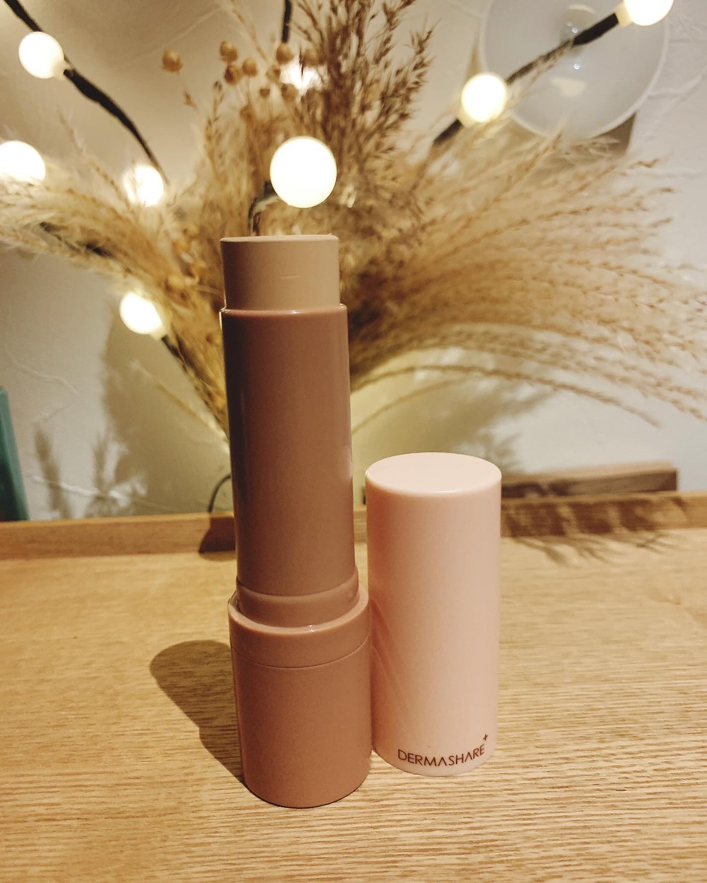 niko☻ on LIPS 「○DERMASHARE○#ヴィーガンナチュラルカバースティック..」(2枚目)