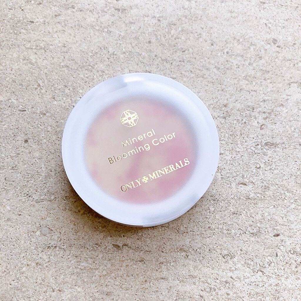 ミネラルブルーミングカラー/ONLY MINERALS/プレストパウダーを使ったクチコミ(2枚目)