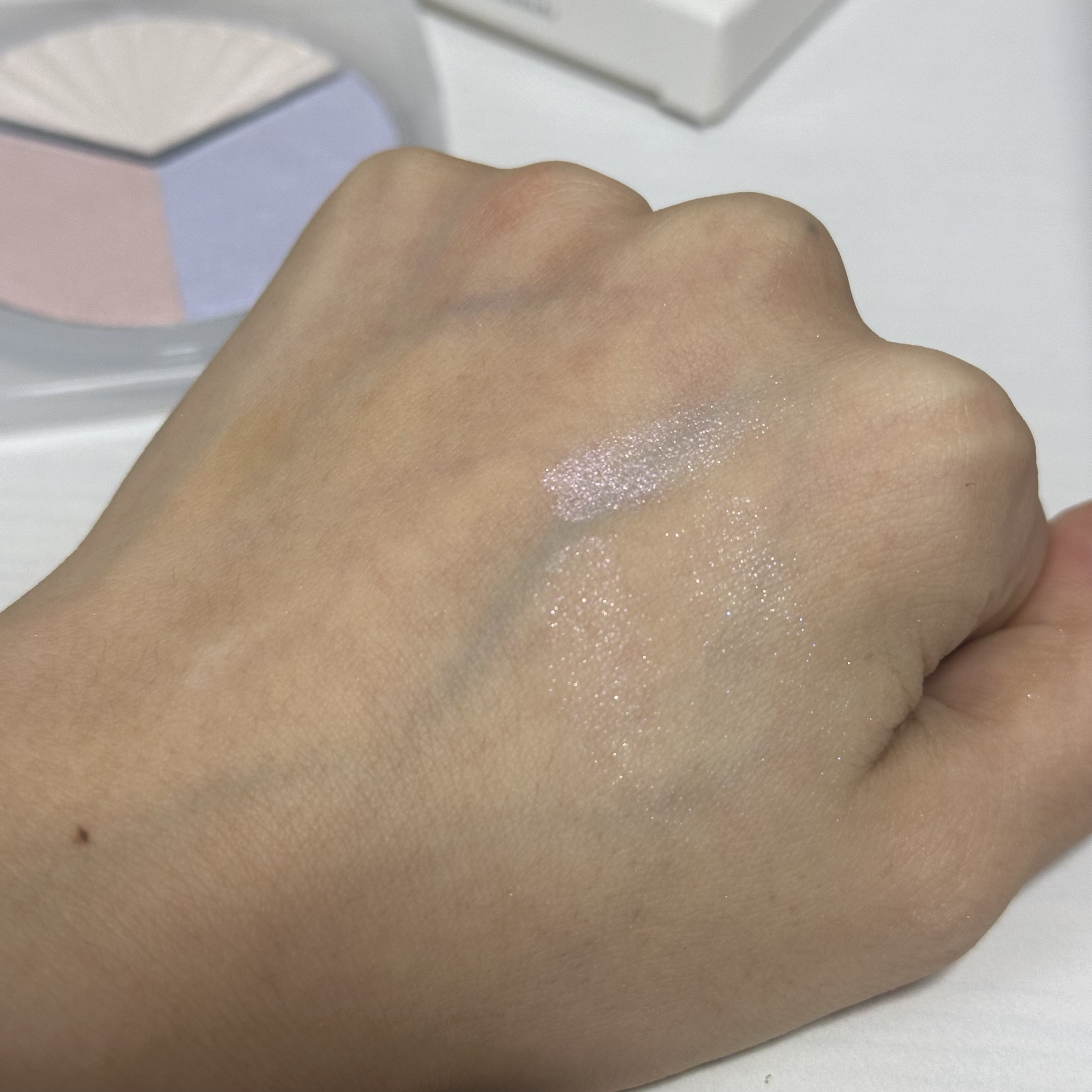 ピュア ブラッシュド カスタム チーク 04 JUICY CORAL/PERIPERA/パウダーチークを使ったクチコミ（3枚目）