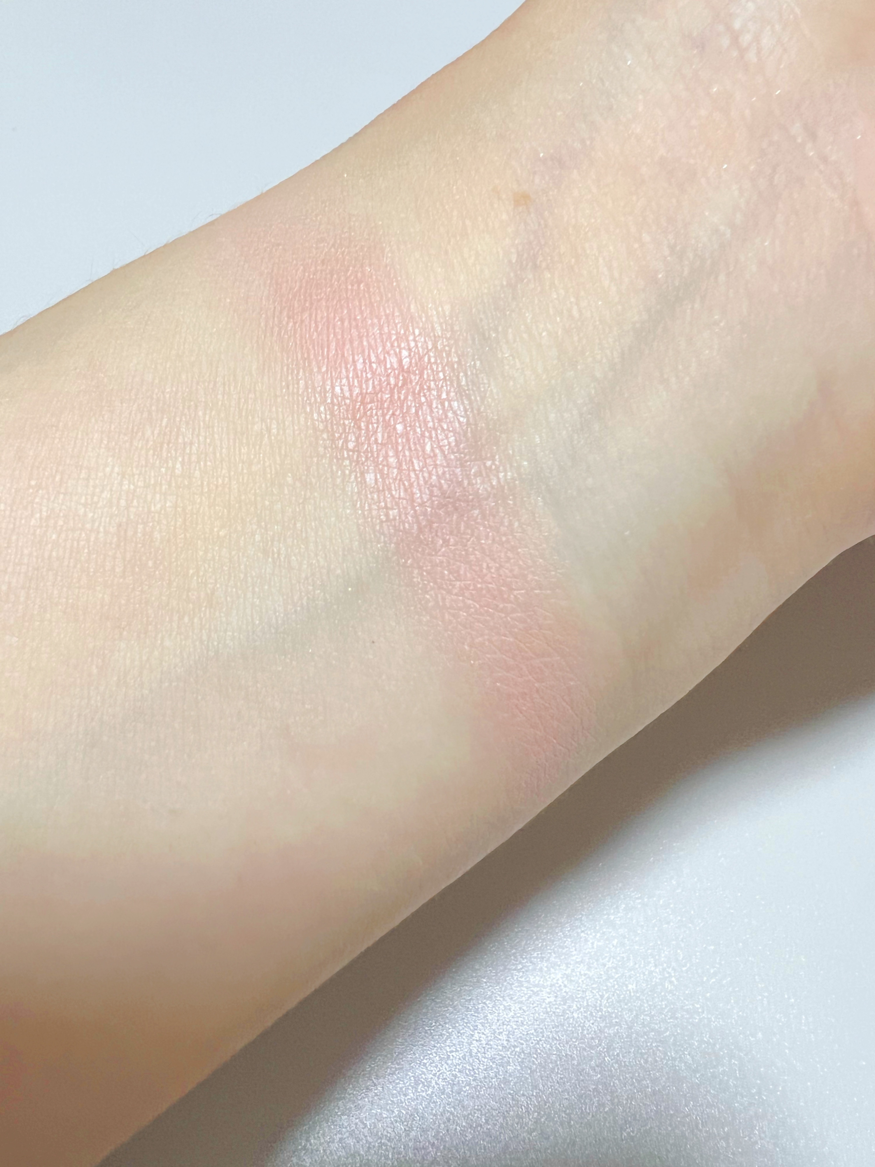 ラブシルクブラッシュ/Laka/パウダーチークを使ったクチコミ（3枚目）