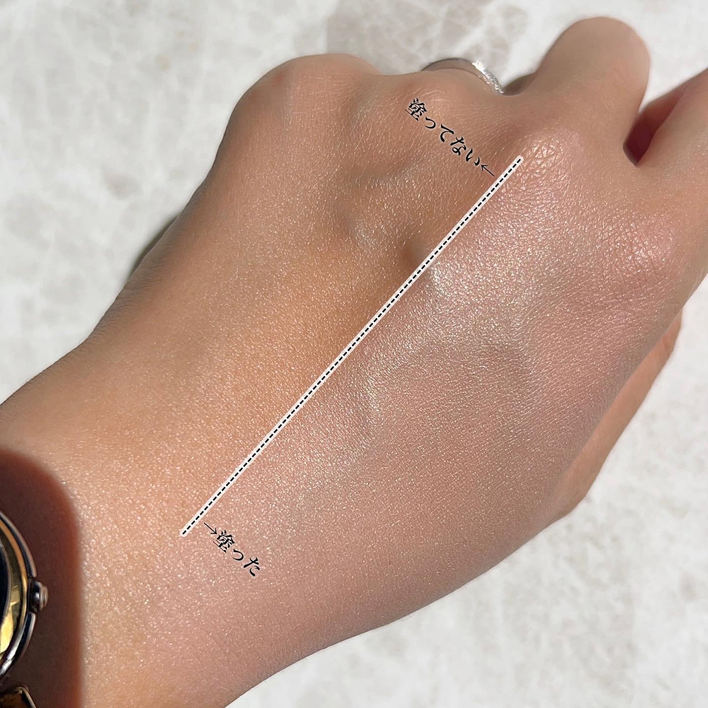 シェイド アンド イルミネイト ラディアンス エンハンサー/TOM FORD BEAUTY/リキッドハイライトを使ったクチコミ(4枚目)