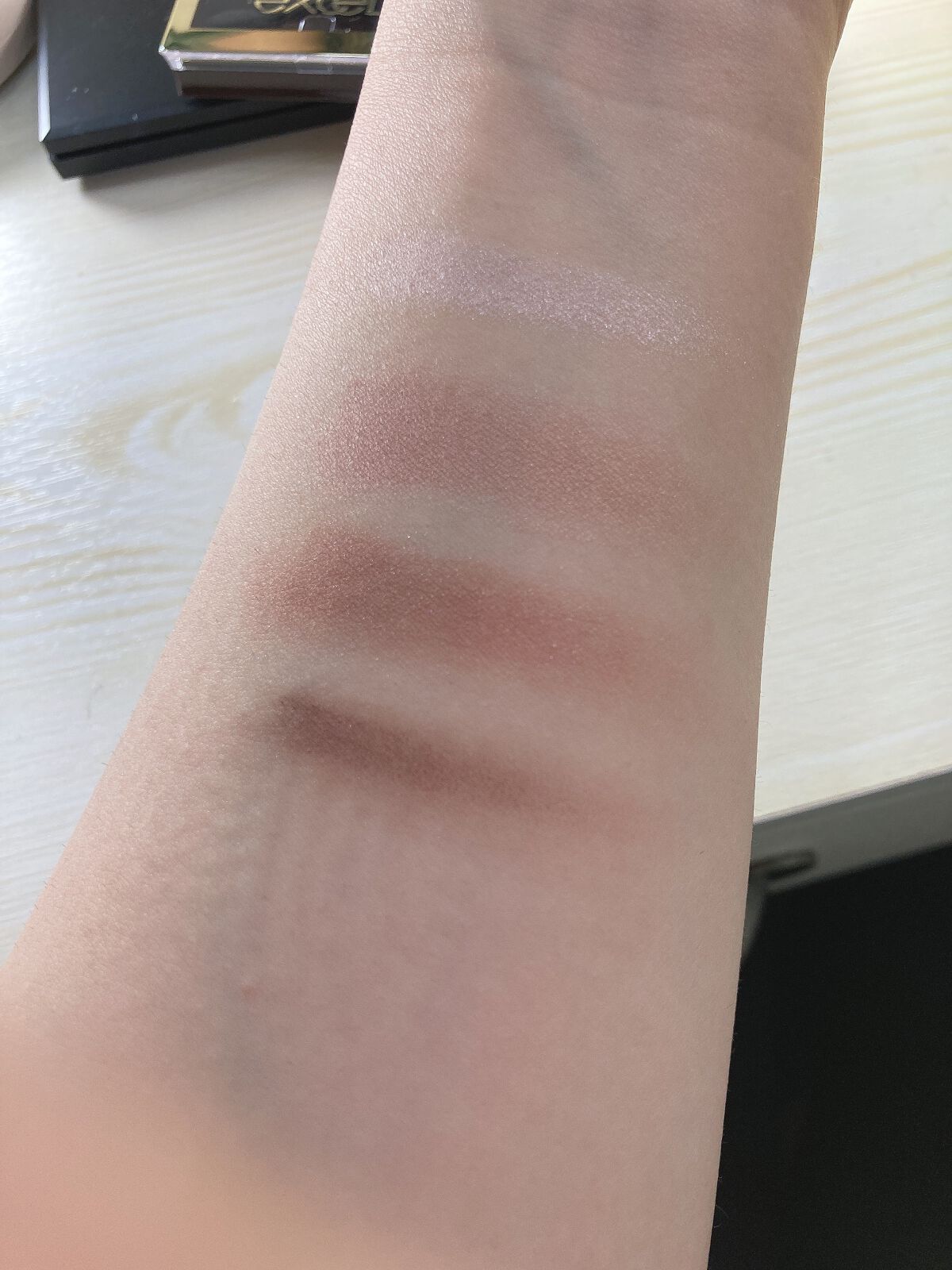 スキニーリッチシャドウ/excel/アイシャドウパレットを使ったクチコミ（2枚目）